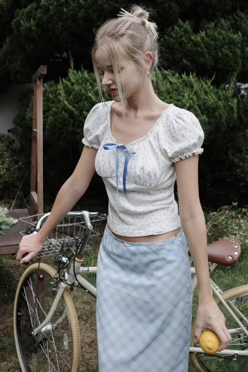 Dried Rose Dorothy Shirring Top Pink on Bunjang Global Site. Dried Rose Dorothy Shirring Top Pink on Bunjang Global Site.